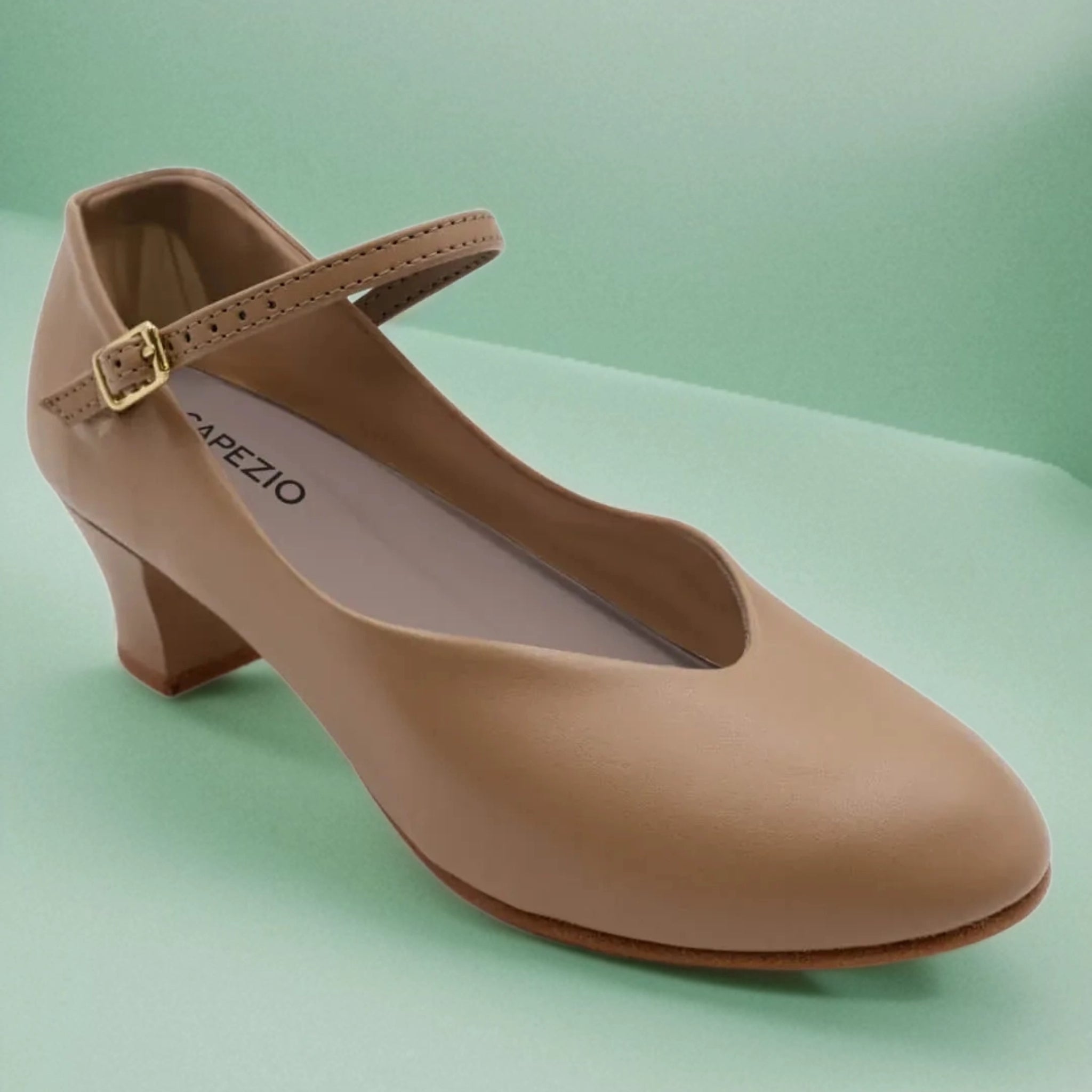 Capezio Jr. Footlight Character Heel